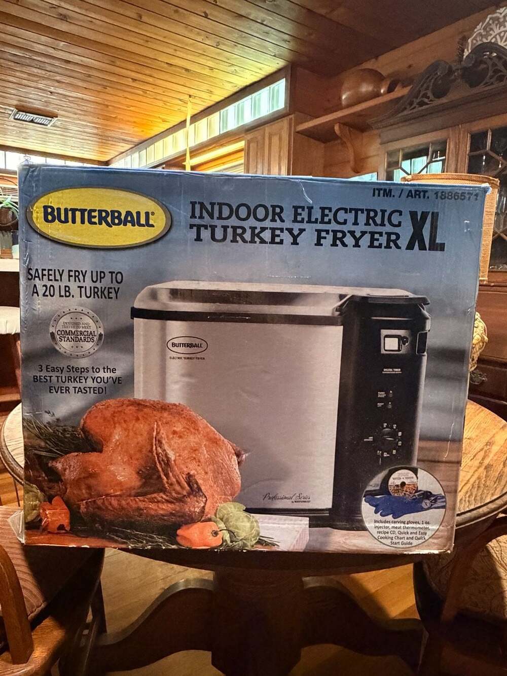 Butterball Indoor Electric Turkey Fryer XL Used once $700 NEW